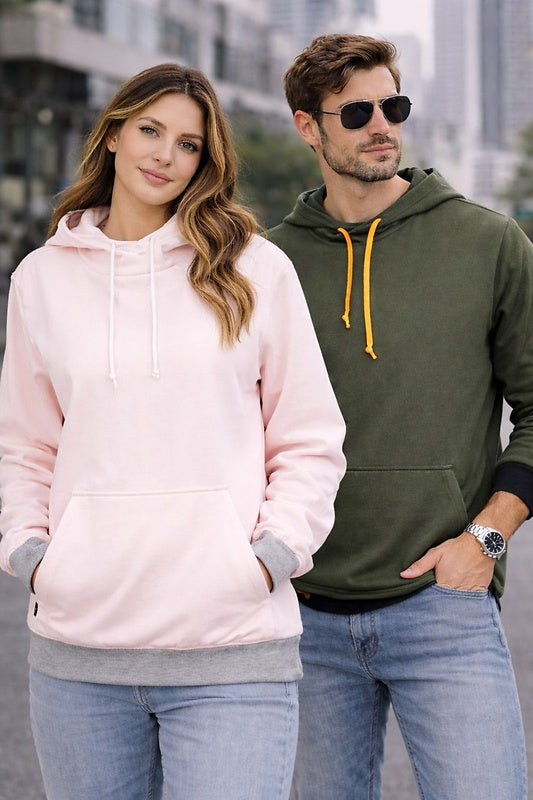 Scandinavian hoodie with hood and colored cuffs