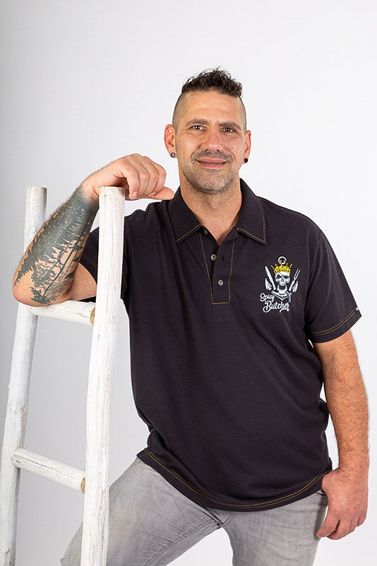 Poloshirt Ralph_Spicy Butcher Edition in Schwarz mit Stickerei