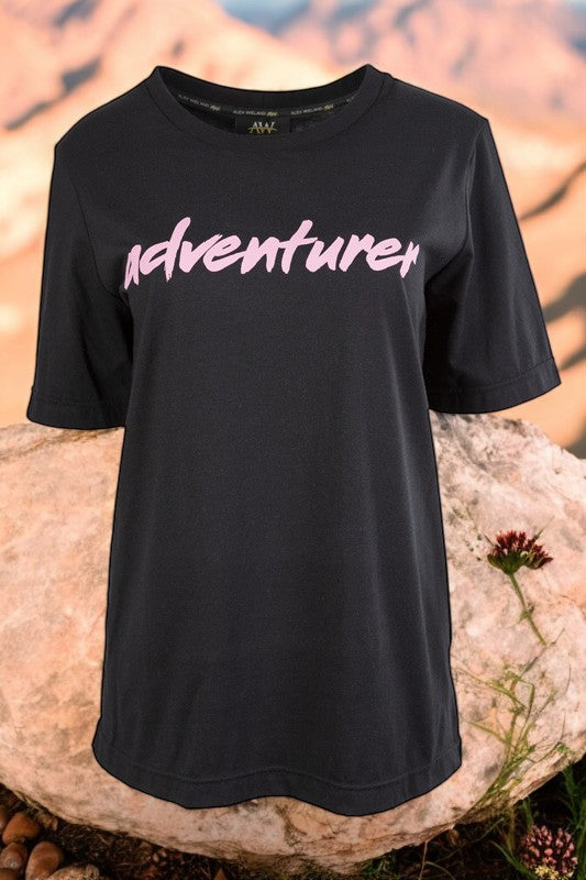 Wiemobil Campingshirt „adventurer“ – Damen & Herren | Outdoor & Vanlife T-Shirt in Black/Rose
